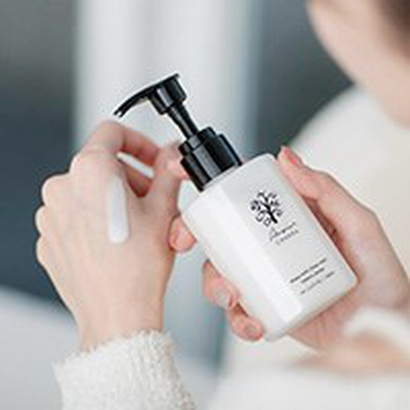 不只保養,更是療癒【雅聞脈輪植育膠原精華乳】