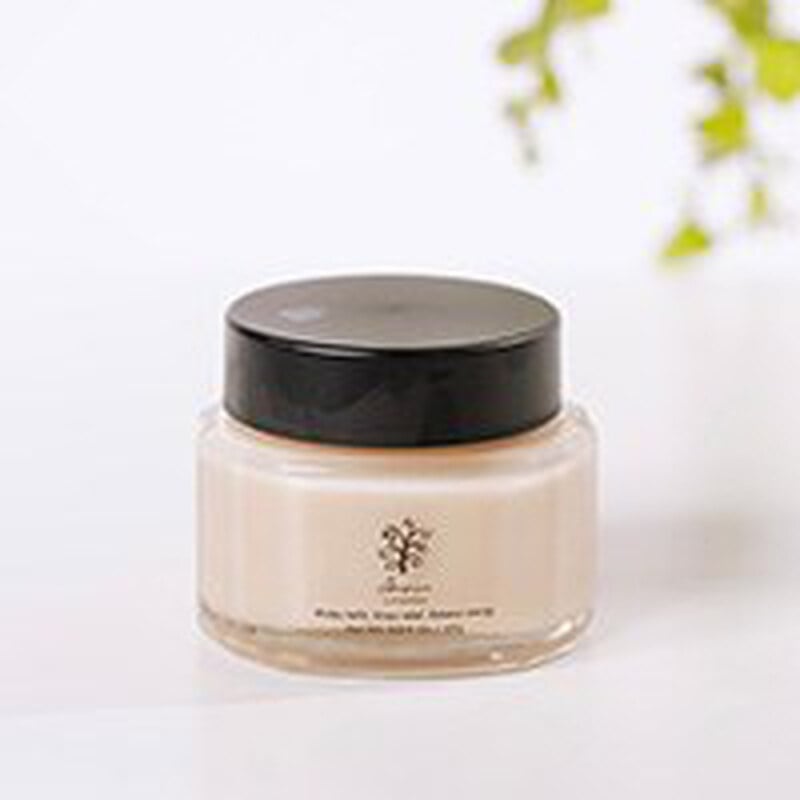 不只是保養品，而是把情緒也輕輕安撫