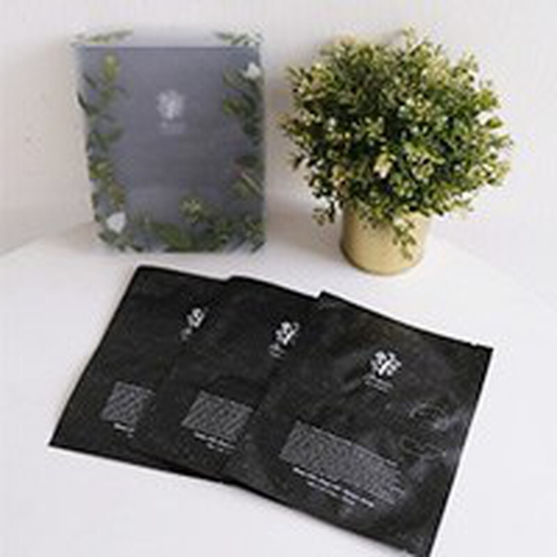 敷上面膜不僅是幫肌膚修護，更是身心靈的放鬆與調和～