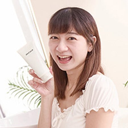 愛蜜濃氨基酸全效洗面皂，養成每天認真洗臉的習慣