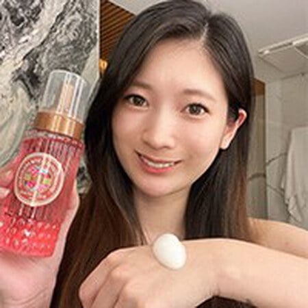 好用又更有效率的清潔產品，玫瑰洗卸慕絲！