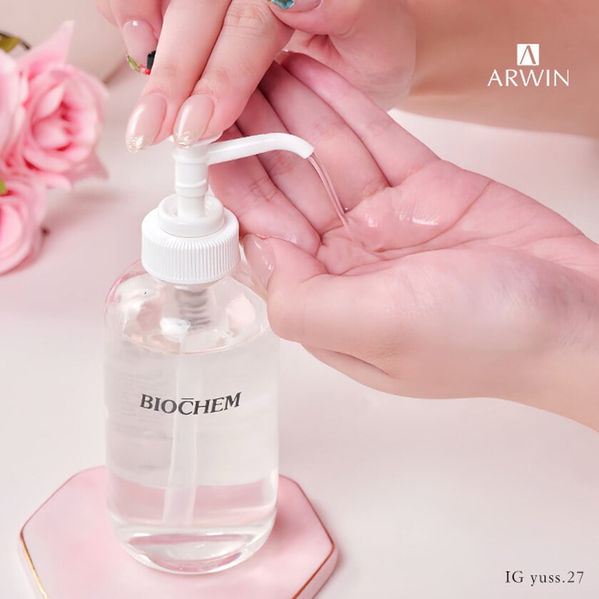 玫瑰胜肽幼嫩．金前導水精華120ml