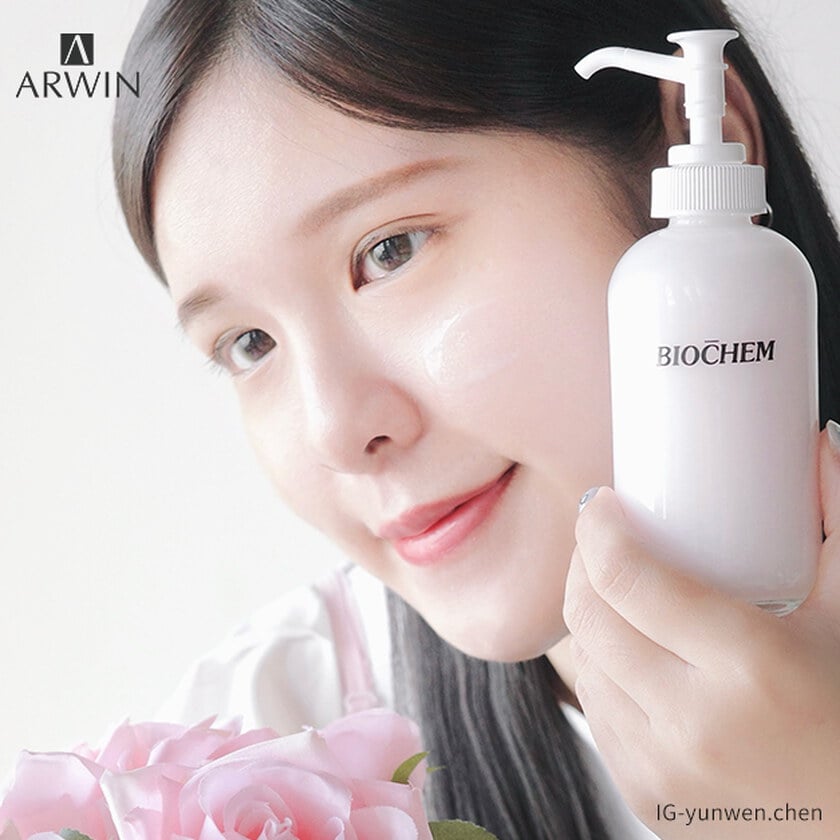 玫瑰胜肽幼嫩．金精華脂120ml