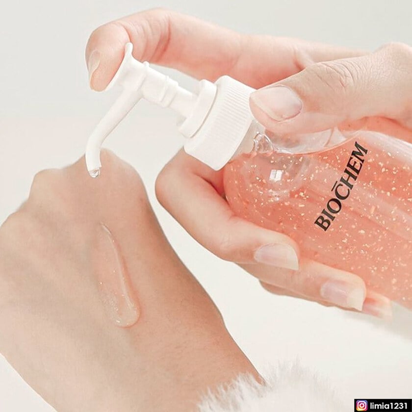 玫瑰胜肽幼嫩．金精華液120ml